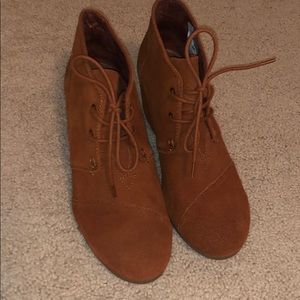 ❗️Bundle 3 Sale ❗️Rusty Orange Toms Booties